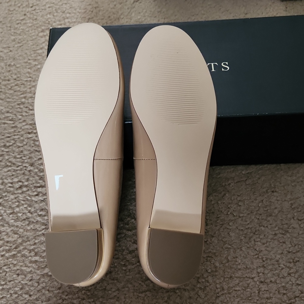 Talbots Crisa4 flats New In Box - Picture 2 of 5